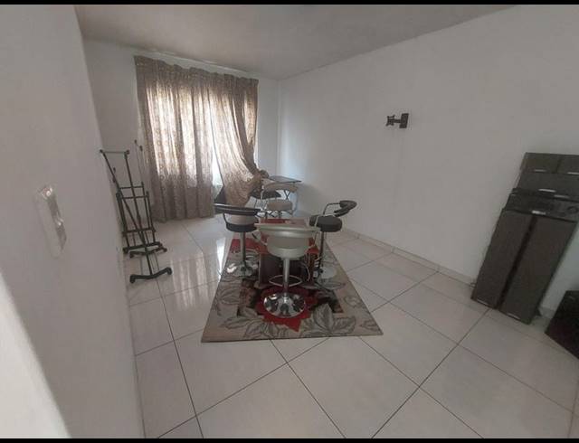 5 BEDROOM HOUSE FOR SALE IN RIVERSPRAY LIFESTYLE ESTATE